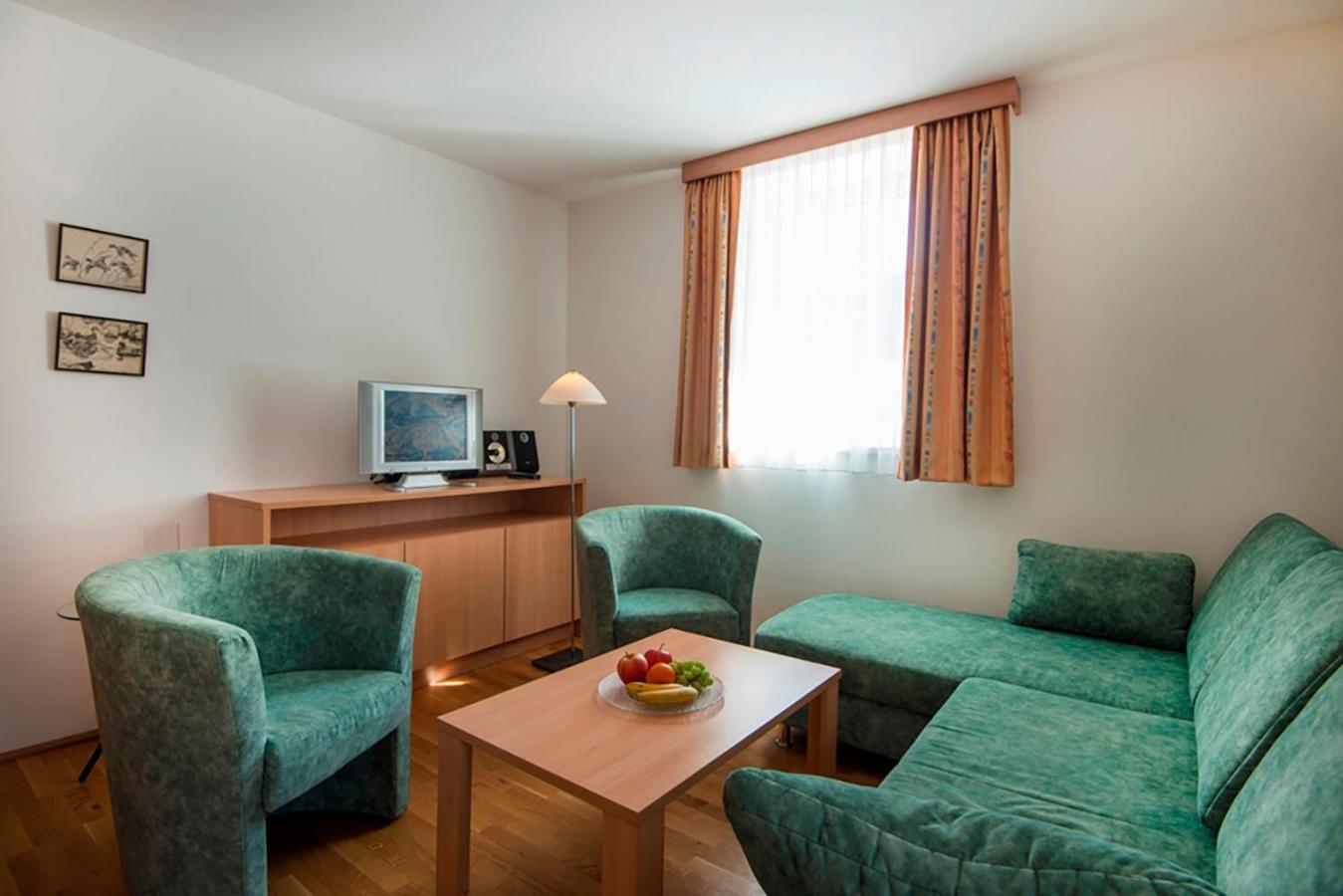 Panorama Spa Lodges Das.Schiller Bad Gastein Ngoại thất bức ảnh